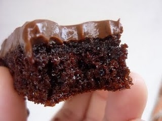 Faa bolo de chocolate sem usar farinha