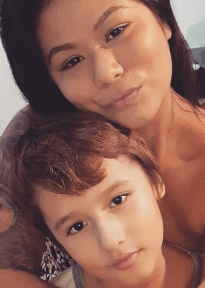 Eunice Baa e seu filho Antnio