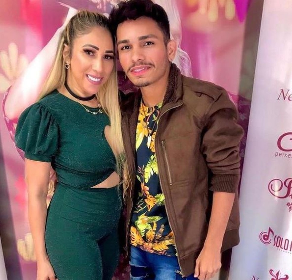 Cantora Taty Girl fez uma homenagem a New Boy Foto Reproduo Instagram