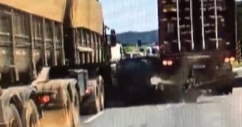 Segundo concessionria que atende o trecho carro tinha placas de Minas Gerais Foto Alceu Ferreira