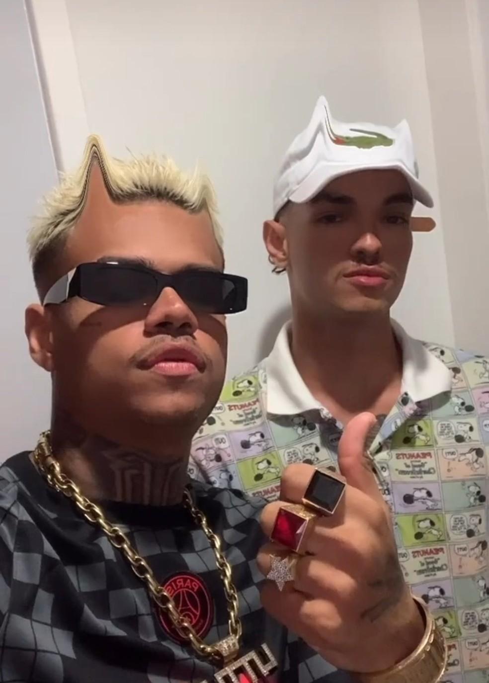 MC Cabelinho e o irmo Vinicius Foto ReproduoTwitter